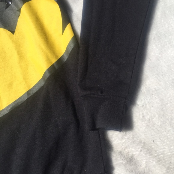Batman Crewneck Sweater - Picture 6 of 7